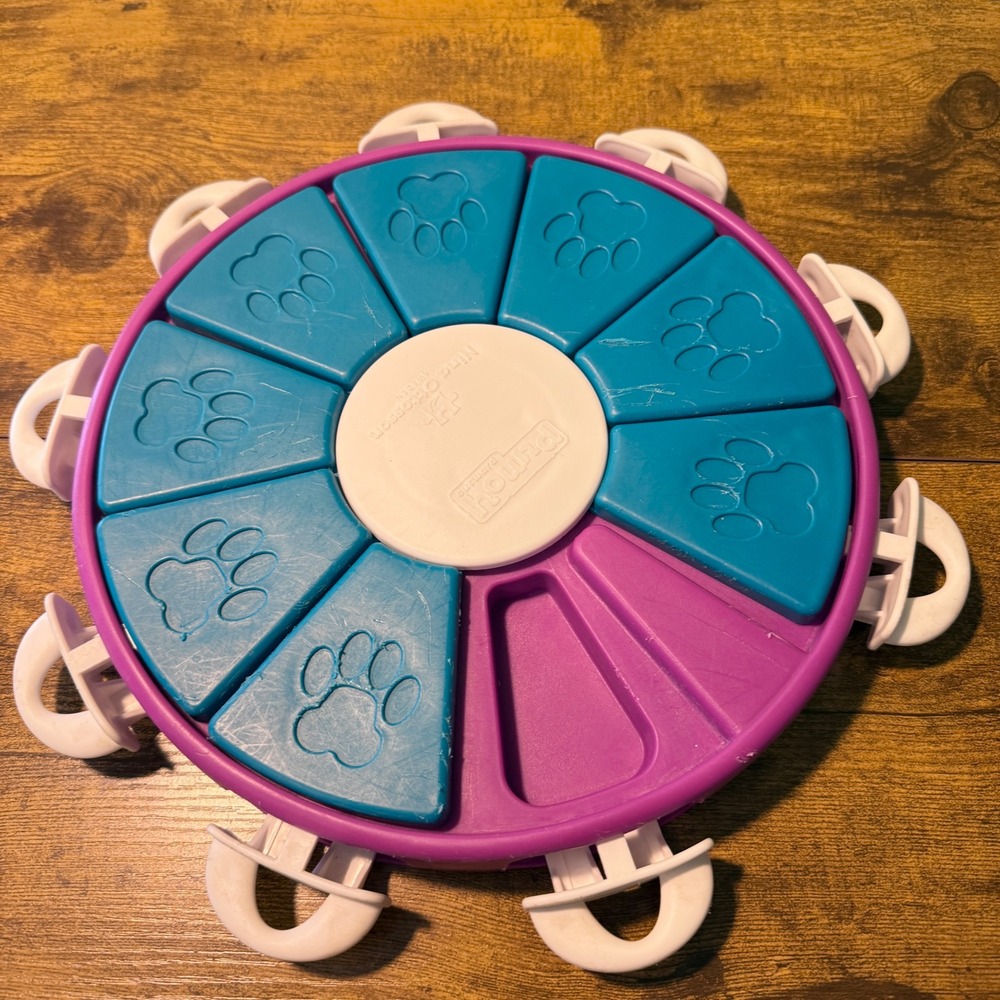 Outward Hound Nina Ottosson Dog Twister Level 3 Interactive Treat Puzzle Toy
